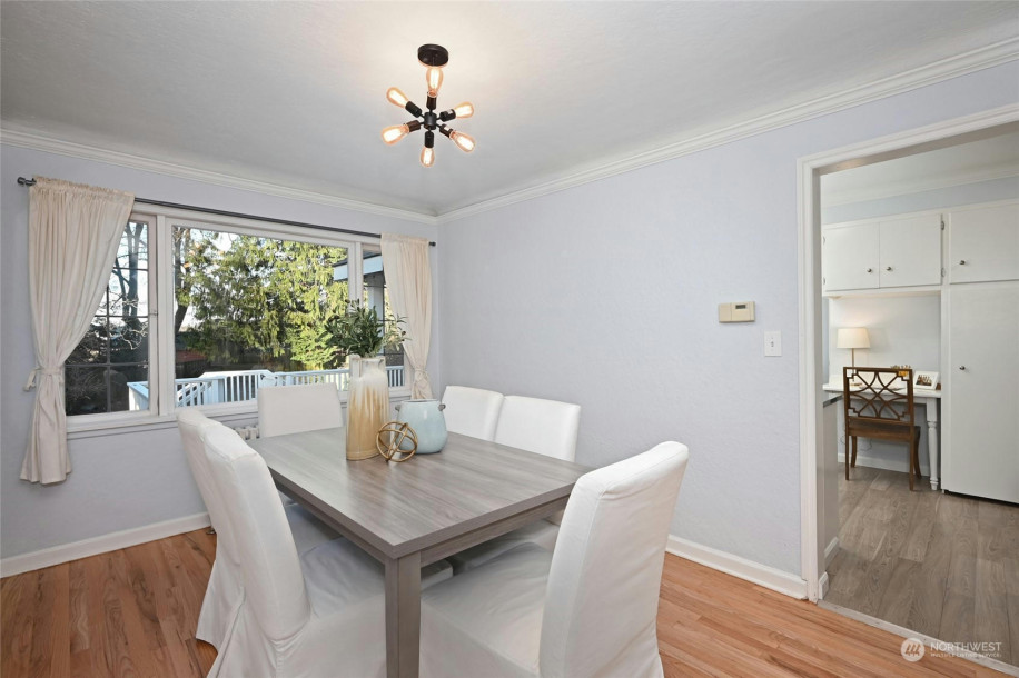 98115 312 NE 95TH ST-8