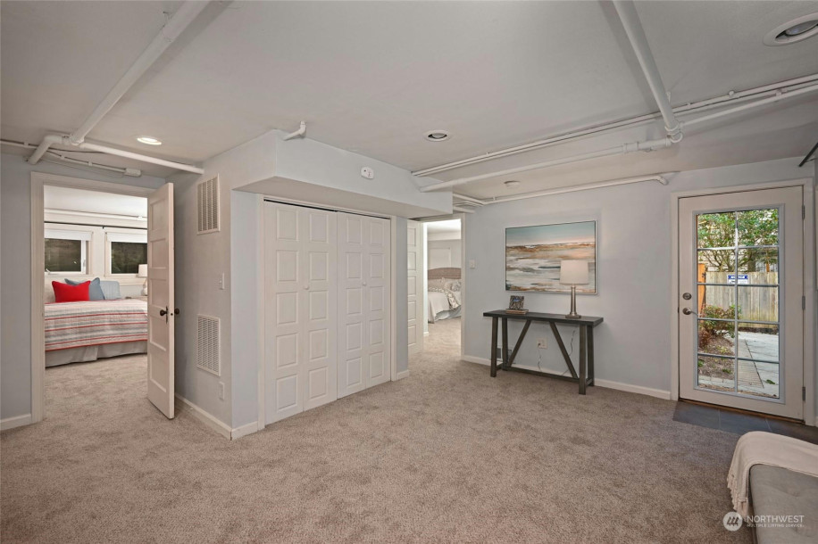 98115 312 NE 95TH ST-5