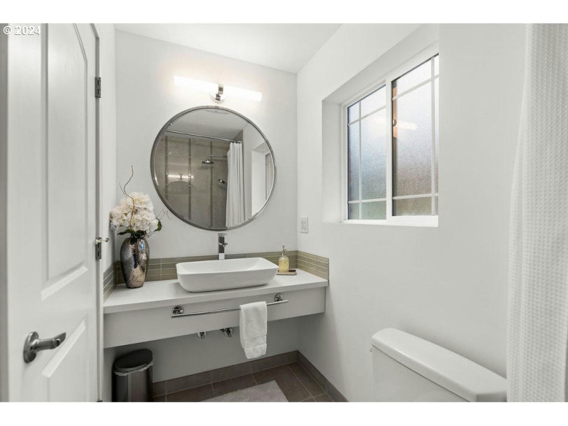 3609 NE 172ND AVE, Vancouver, WA 98682-8