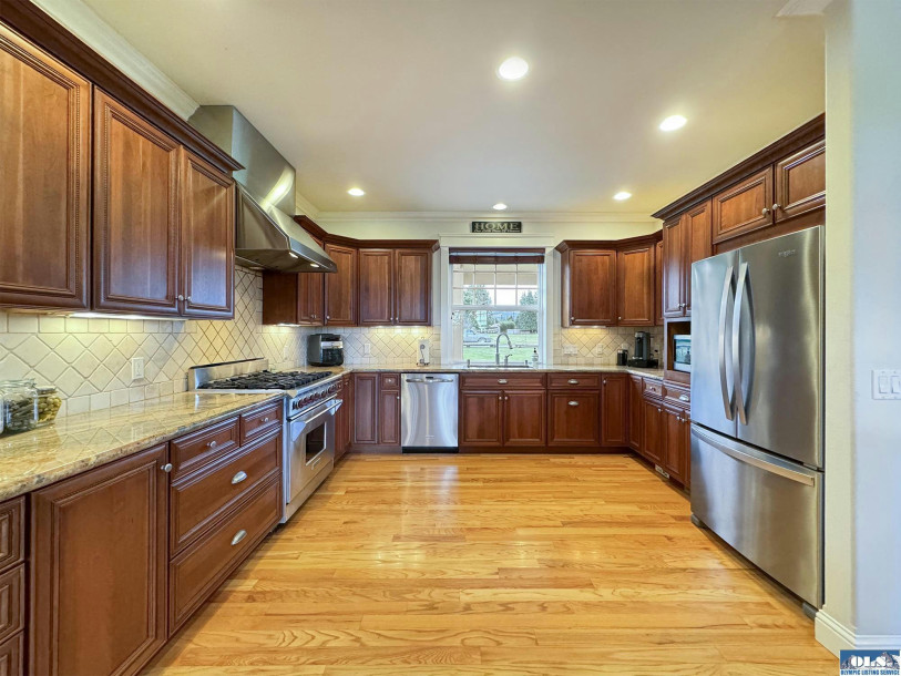 31 FERGY LN, Sequim, WA 98382-5