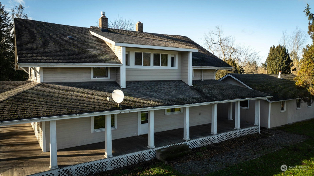 14921 PIONEER WAY E, Puyallup, WA 98372-5