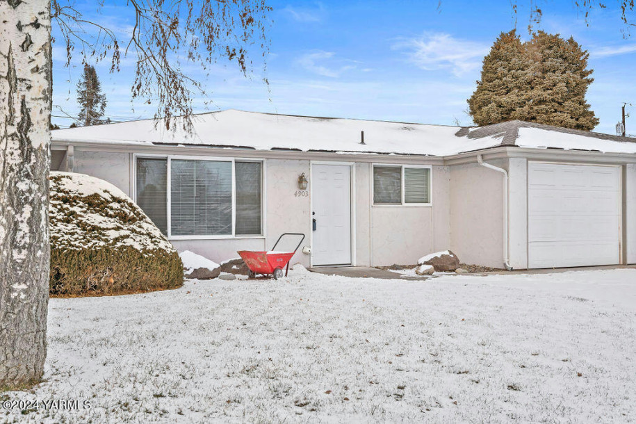 4903 MCCARGAR ST, Yakima, WA 98908-6