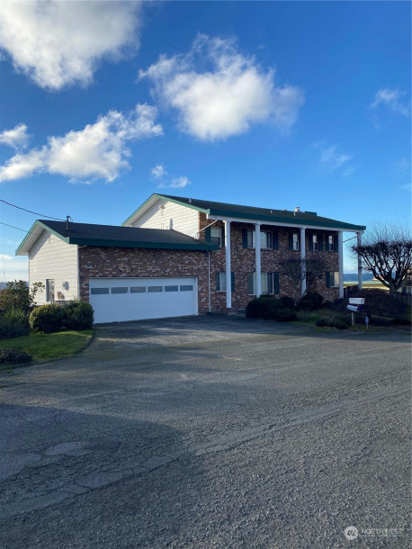5936 BEVERLY AVE NE, Tacoma, WA 98422 Golden West Properties Inc-7
