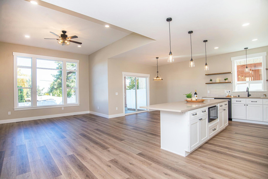 3601 E 24TH AVE, Spokane, WA 99223 Amplify Real Estate Services-3