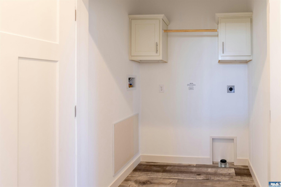 901 N IRIS AVE, Sequim, WA 98382-6