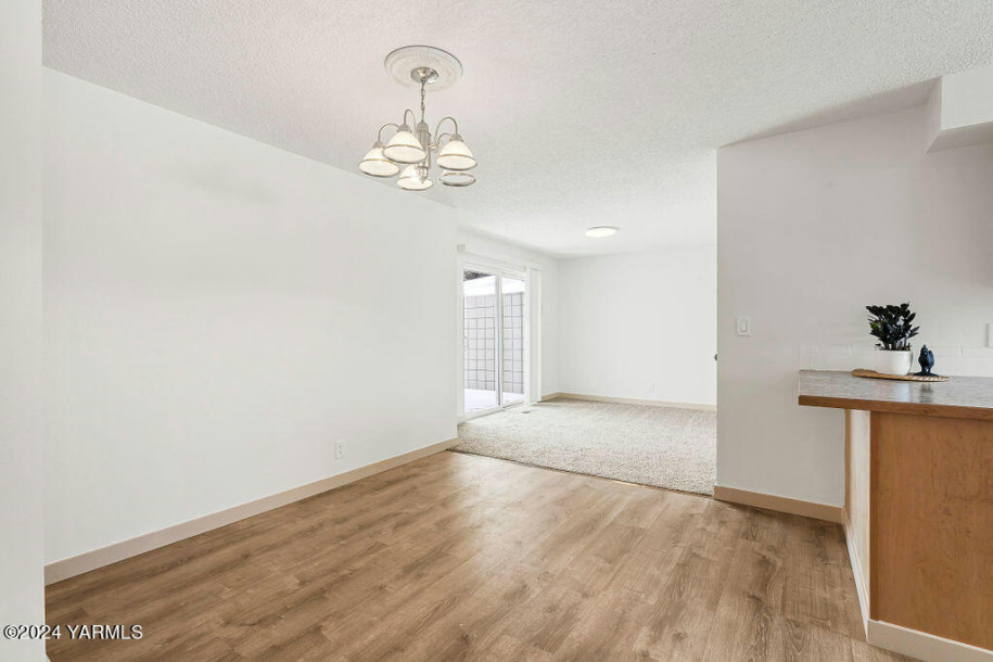 4903 MCCARGAR ST, Yakima, WA 98908-2